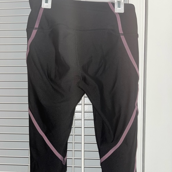 Under Armour Heat Gear Leggings - Picture 5 of 6